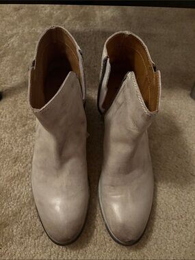 Roan by Bed Stu. Bone white with gray distressing. Short ankle boots.